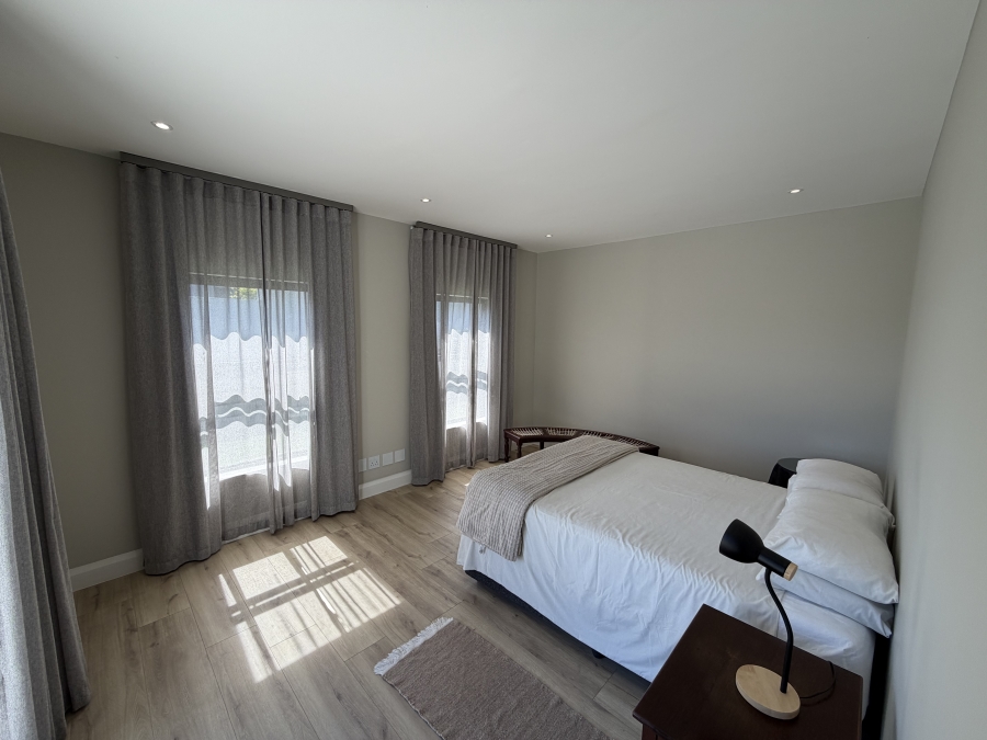 4 Bedroom Property for Sale in Kingswood Golf Estate Western Cape